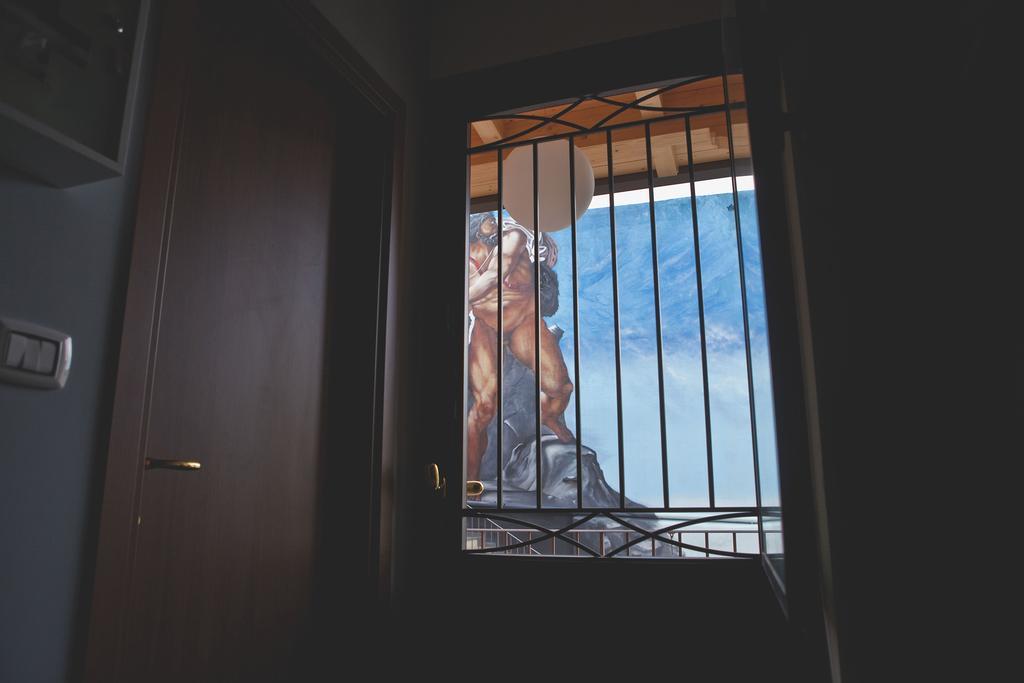 La Scivola Rooms อาชิ กัสเตลโล ภายนอก รูปภาพ